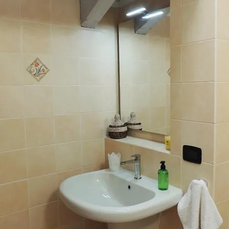 La Piazza Al Lago - A 40 Metri Dal Lago Apartmán *